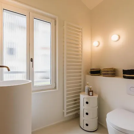 Semesterbostad Aia Keyweek Quiet Town House