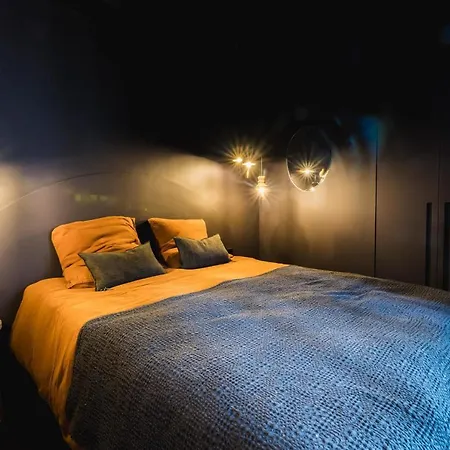 Aia Keyweek Quiet Town House *