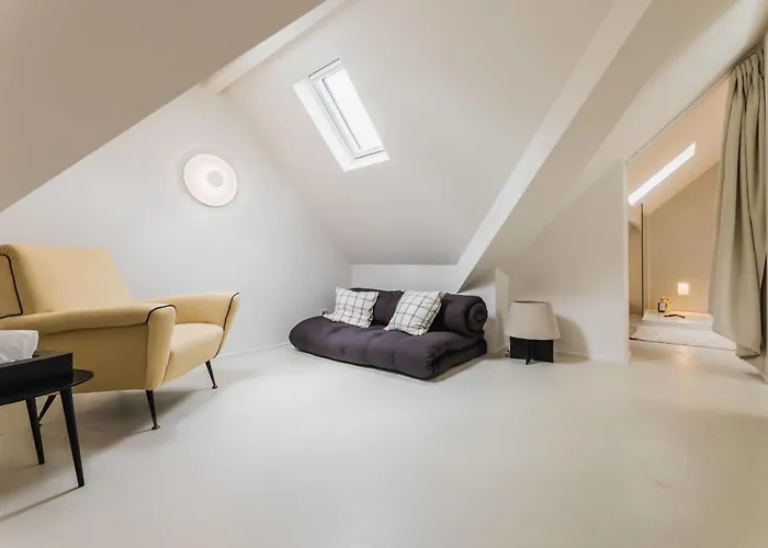 Casa vacanze Aia Keyweek Quiet Town House