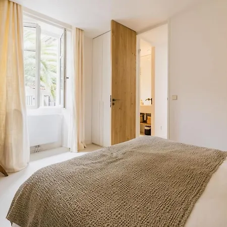 Aia Keyweek Quiet Town House *