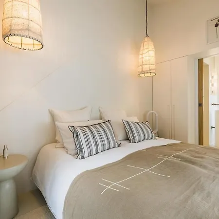 Aia Keyweek Quiet Town House Сasa de vacaciones