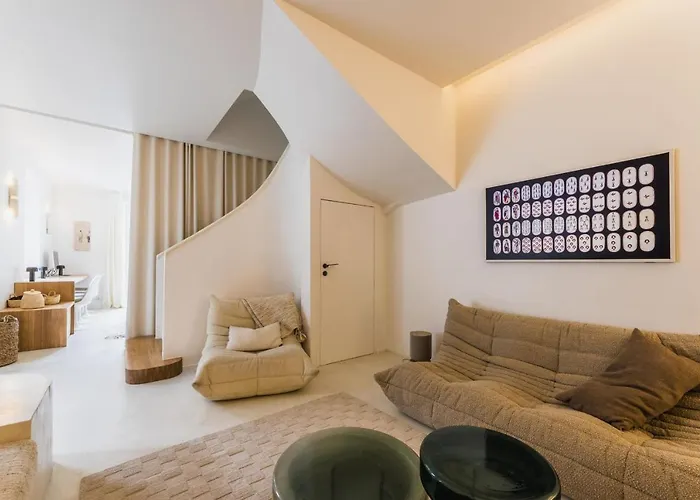 Aia Keyweek Quiet Town House *